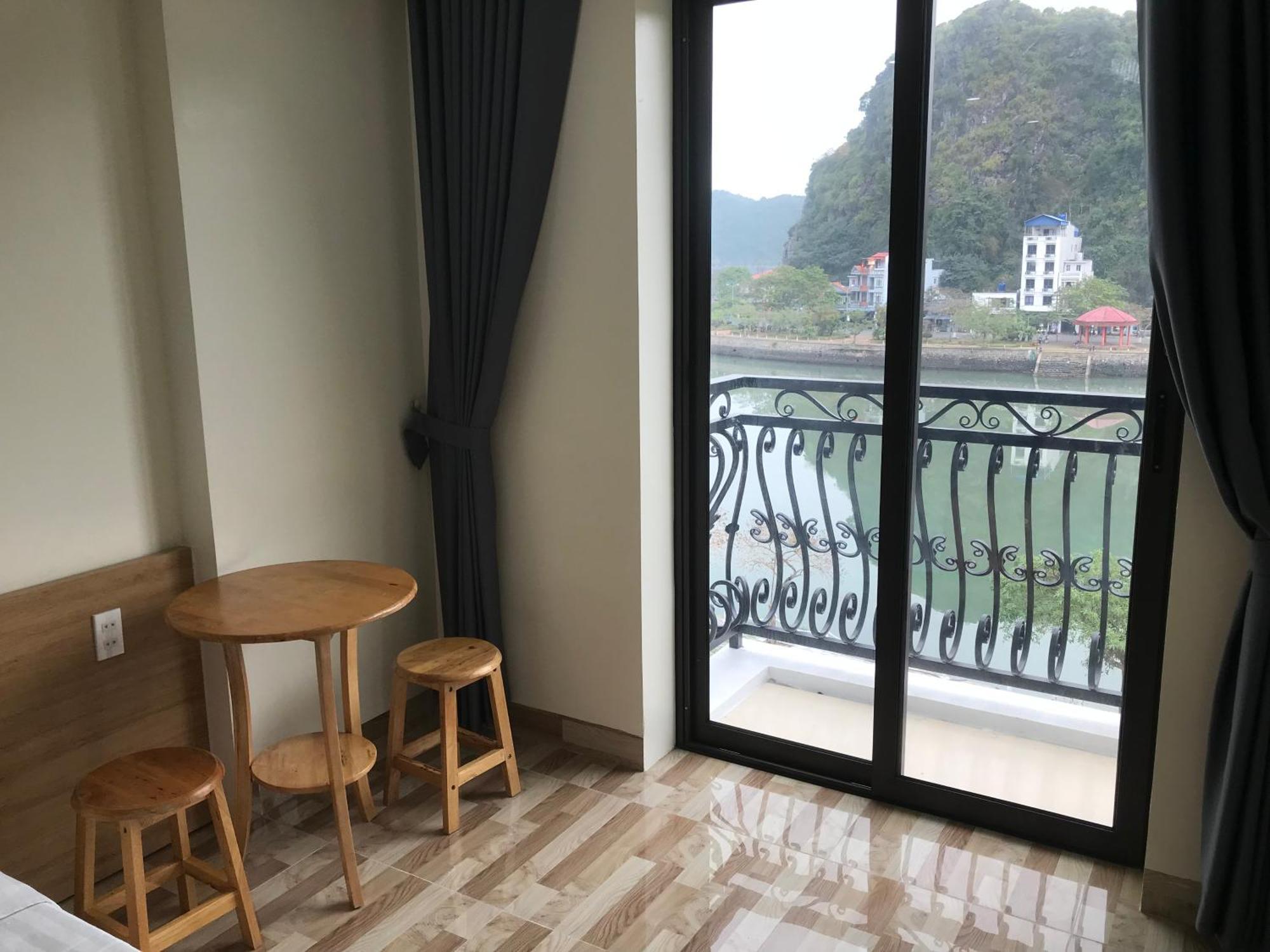 Sea Balcony Hotel Dong Khe Sau Екстер'єр фото