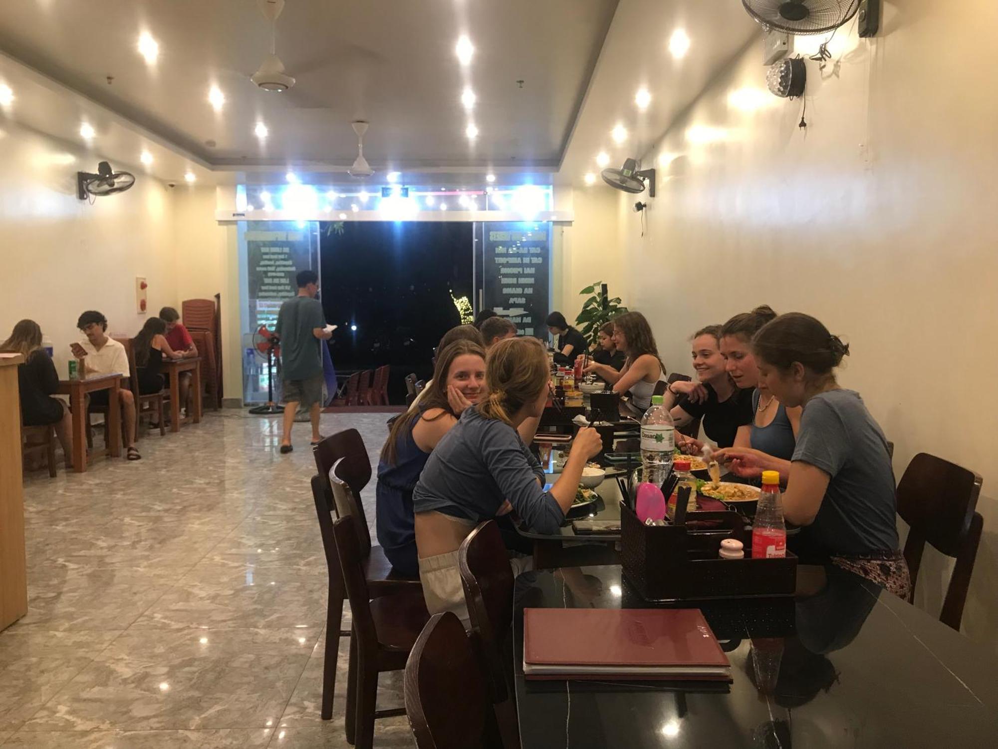 Sea Balcony Hotel Dong Khe Sau Екстер'єр фото