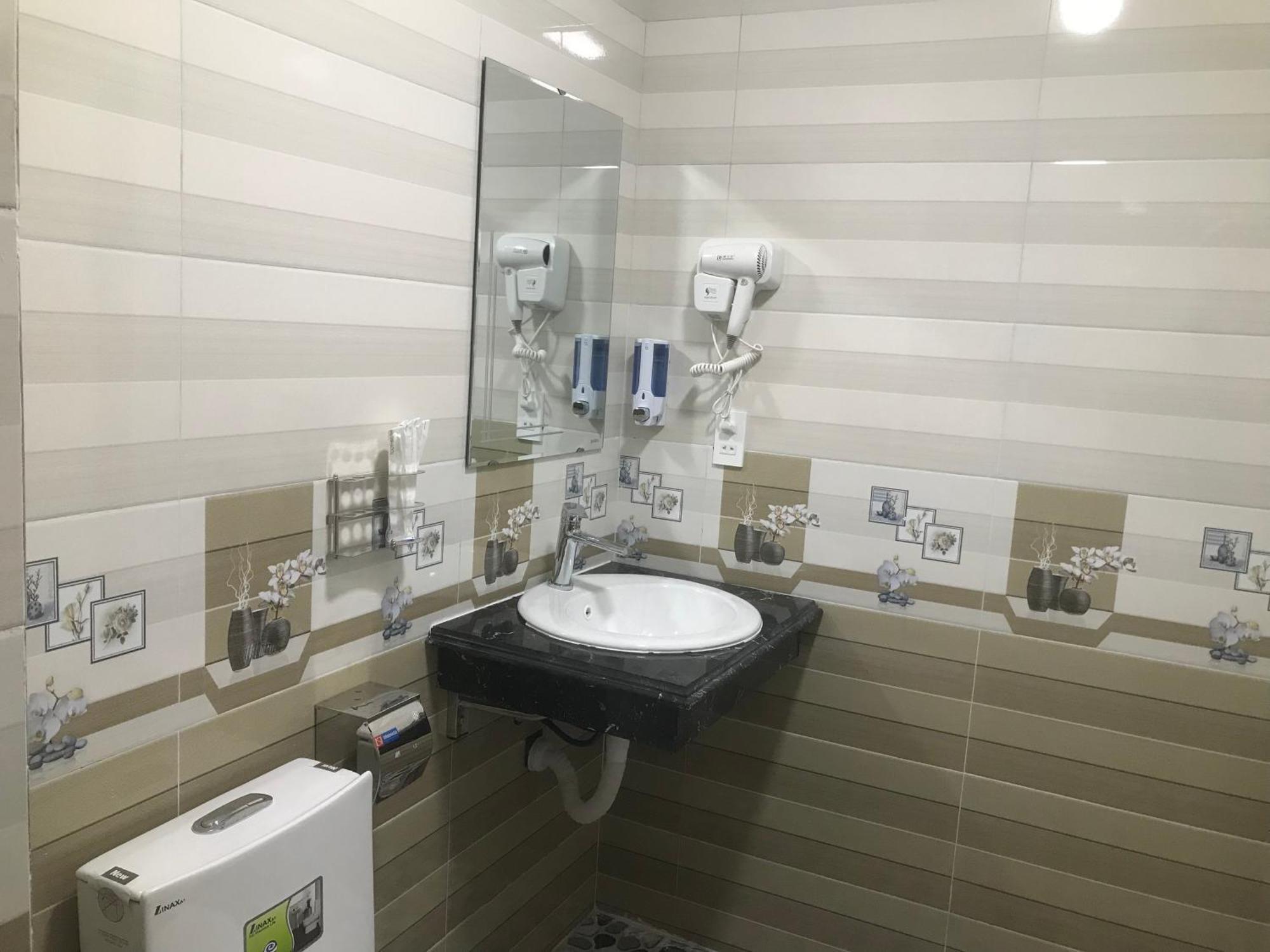 Sea Balcony Hotel Dong Khe Sau Екстер'єр фото