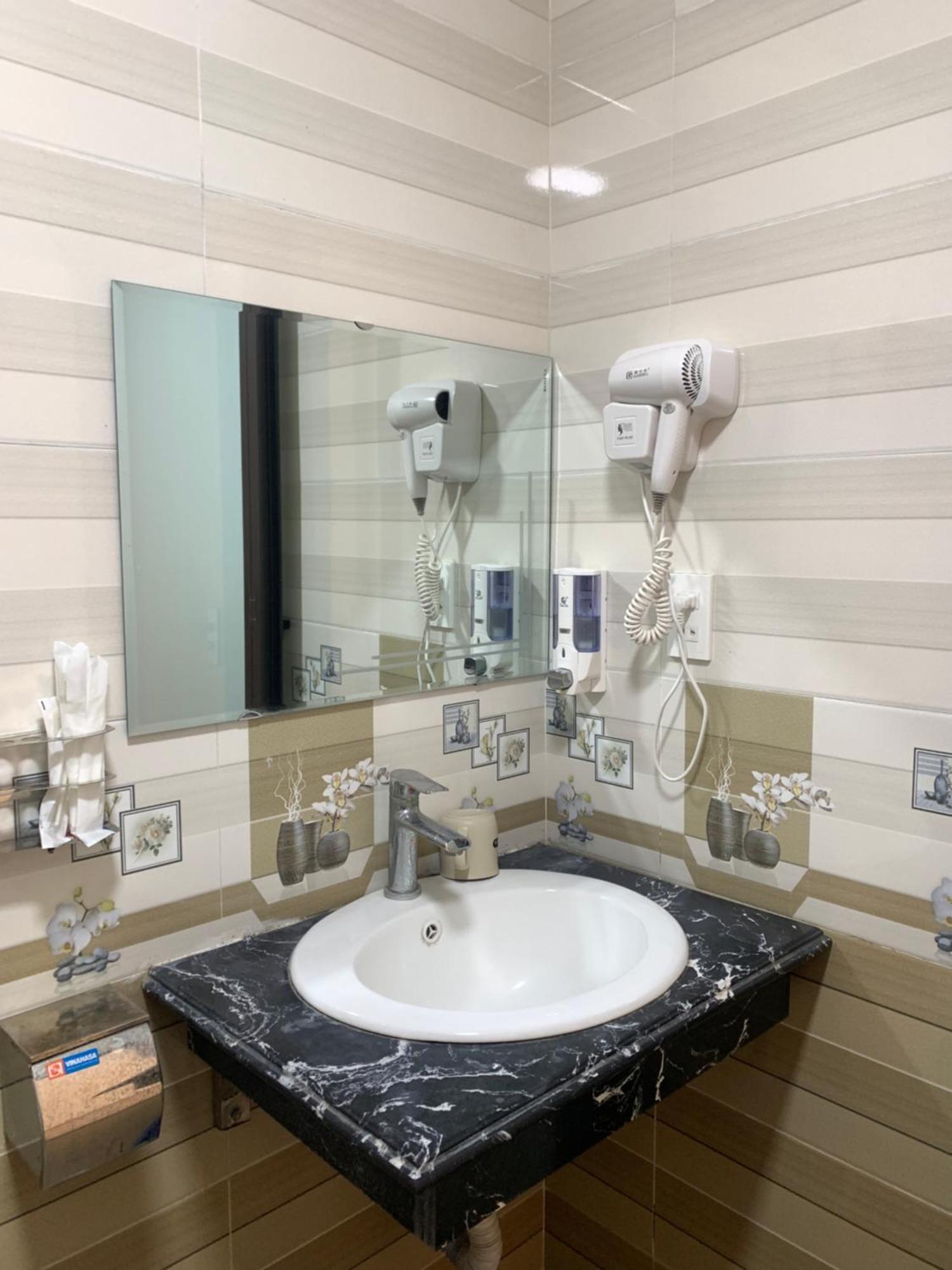 Sea Balcony Hotel Dong Khe Sau Екстер'єр фото
